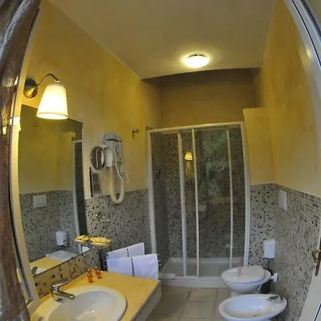 Atlantic Hotell 2*
